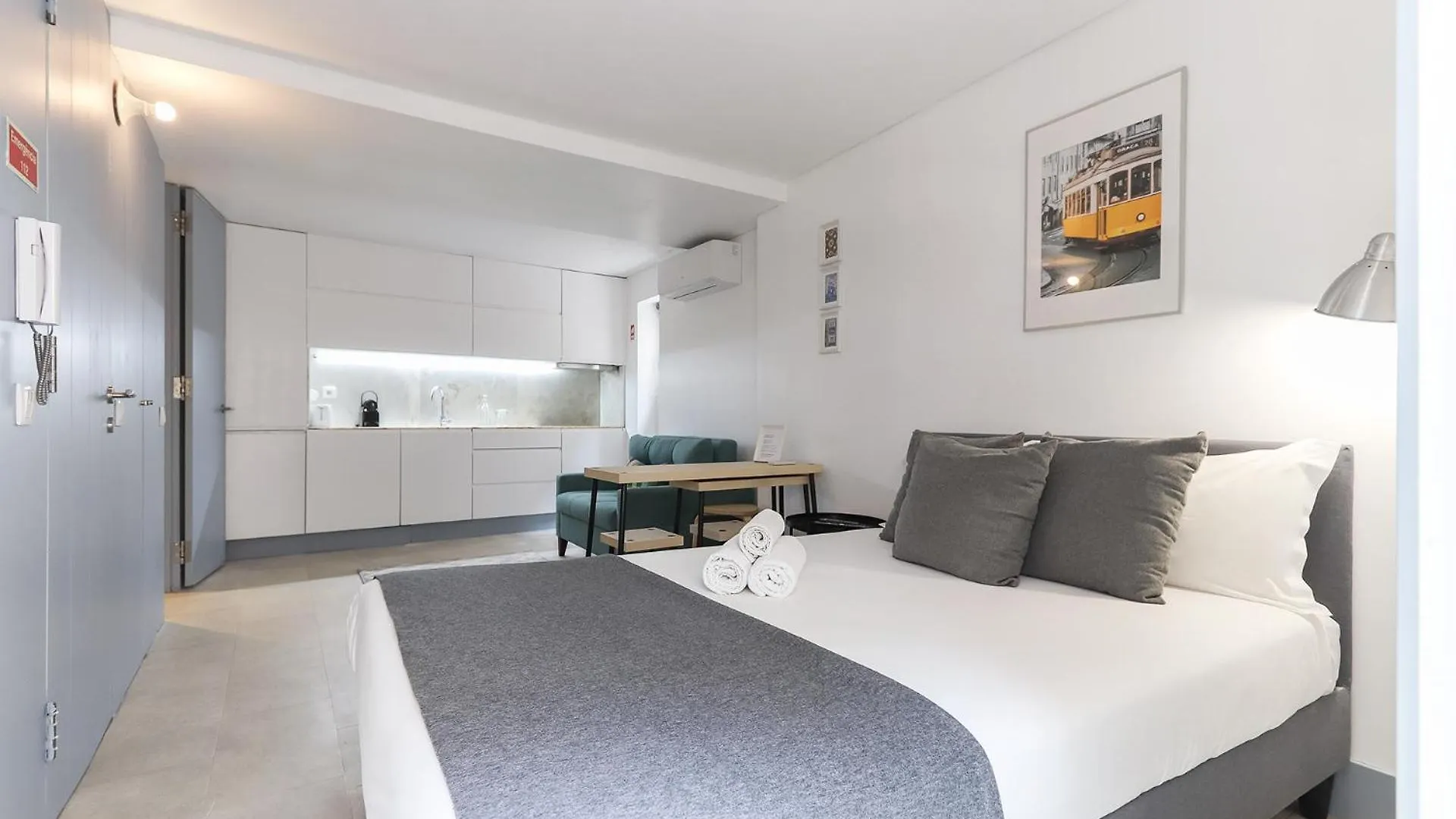 Alfama Modern Loft By Homing Apartment Lisbon 0*,  Portugal